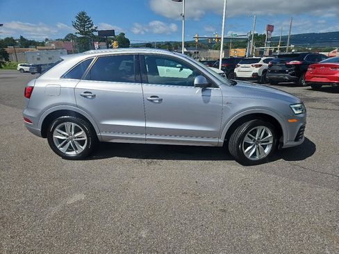 Used 2018 Audi Q3 2.0T Premium Plus w/ Premium Plus Package AWD/4WD image 2