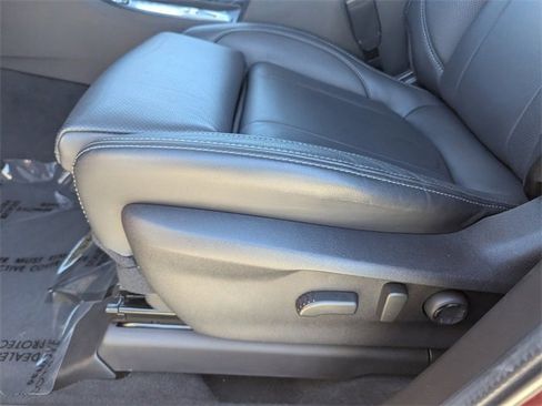 Certified 2024 Subaru Ascent Limited w/ Technology Package image 20