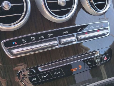 Used 2017 Mercedes-Benz GLC 300 image 19