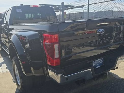 Used 2022 Ford F350 Lariat w/ Lariat Ultimate Package AWD/4WD image 3