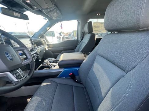 New 2025 Ford F150 Lightning XLT image 11