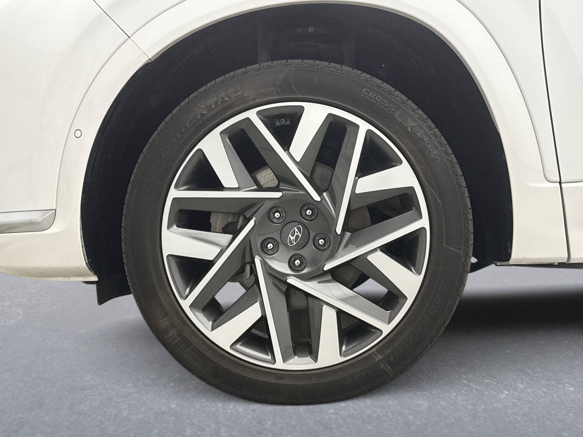 Used 2023 Hyundai Santa Fe Calligraphy AWD/4WD image 28