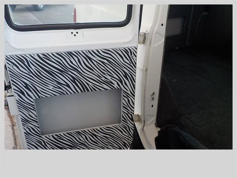 Used 2002 Dodge B1500 image 29