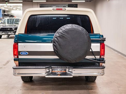 Used 1995 Ford Bronco XL AWD/4WD image 4