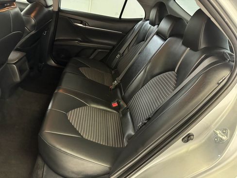 Used 2022 Toyota Camry SE image 34