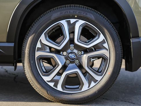 New 2026 Subaru Ascent Limited image 11