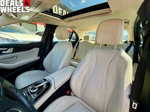 Used 2017 Mercedes-Benz E 300 4MATIC image 16