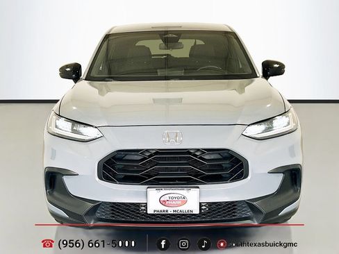 Used 2023 Honda HR-V Sport image 2