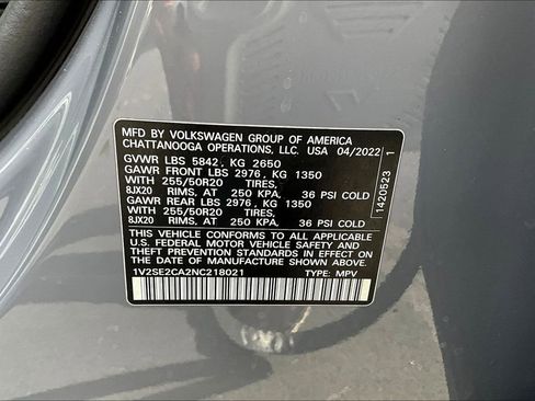 Used 2022 Volkswagen Atlas Cross Sport SEL R-Line AWD/4WD image 20