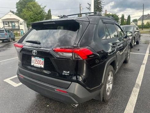 Used 2025 Toyota RAV4 XLE w/ Convenience Package AWD/4WD image 3