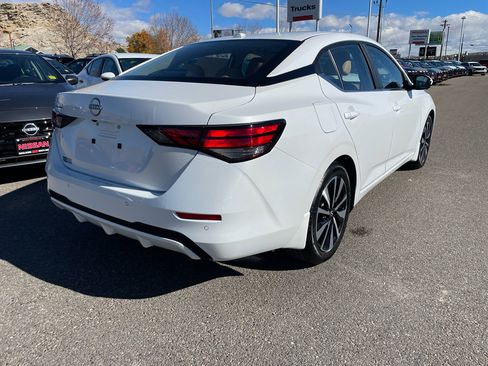 New 2025 Nissan Sentra SV w/ SV Premium Package image 7