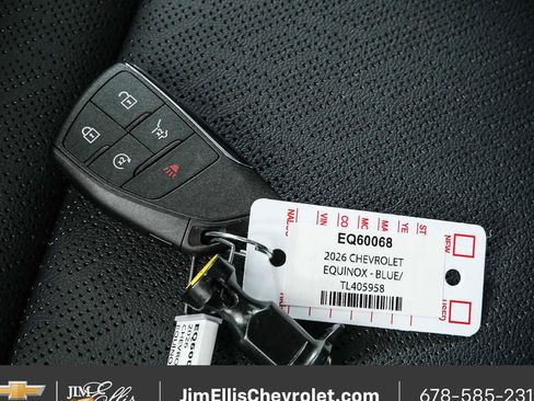 New 2026 Chevrolet Equinox RS w/ Convenience Package III AWD/4WD image 39