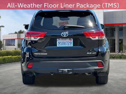 Certified 2019 Toyota Highlander XLE AWD/4WD image 7