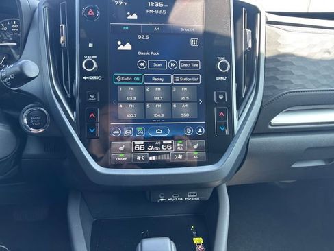 Used 2025 Subaru Forester Premium AWD/4WD image 18