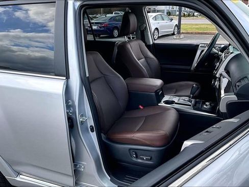 Used 2024 Toyota 4Runner Limited image 27