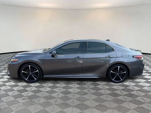 Used 2018 Toyota Camry XSE w/ Driver Assist Package FWD image 4
