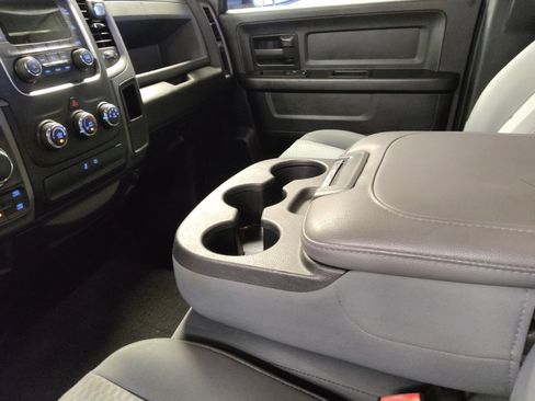 Used 2019 RAM 1500 Express image 26