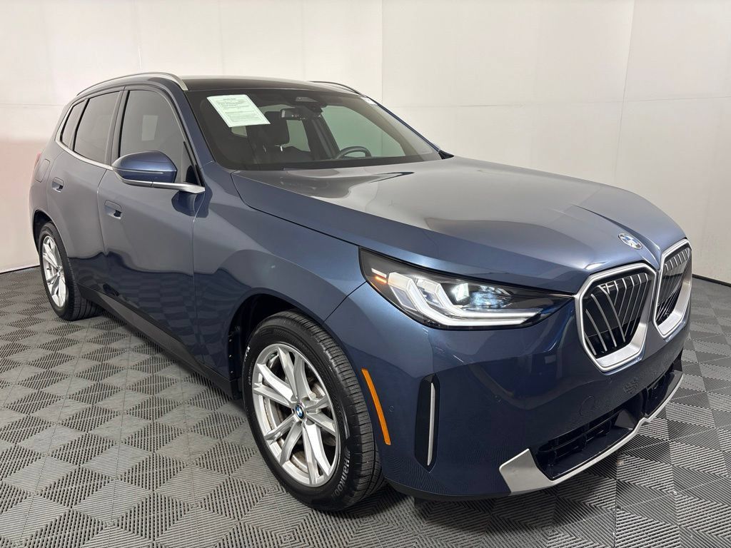 Certified 2025 BMW X3 xDrive30i w/ Convenience Package AWD/4WD image 4