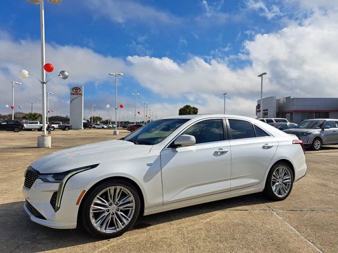 Used 2021 Cadillac CT4 Premium Luxury w/ Climate Package image 9