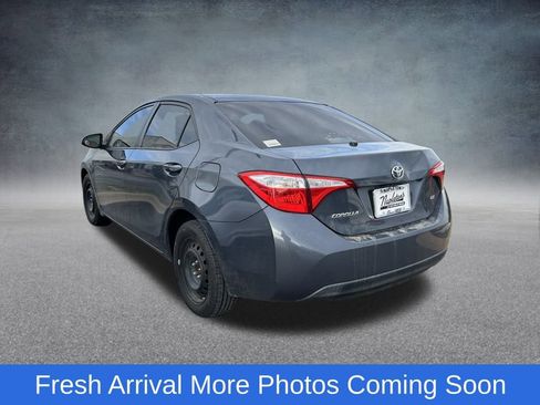 Used 2015 Toyota Corolla LE image 4