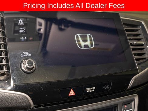 Used 2021 Honda Pilot Elite image 16