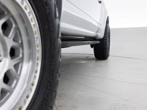 Used 2018 Ford F150 Raptor w/ Equipment Group 802A Luxury image 22