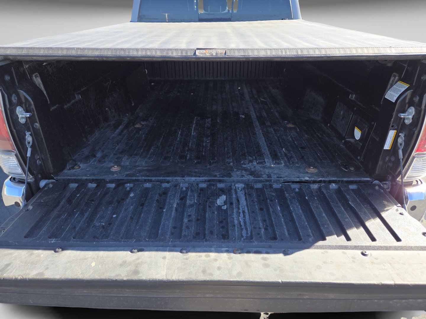 Used 2021 Toyota Tacoma Limited AWD/4WD image 30