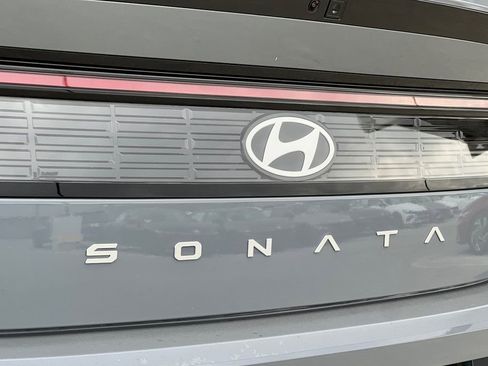 New 2026 Hyundai Sonata Limited FWD image 33
