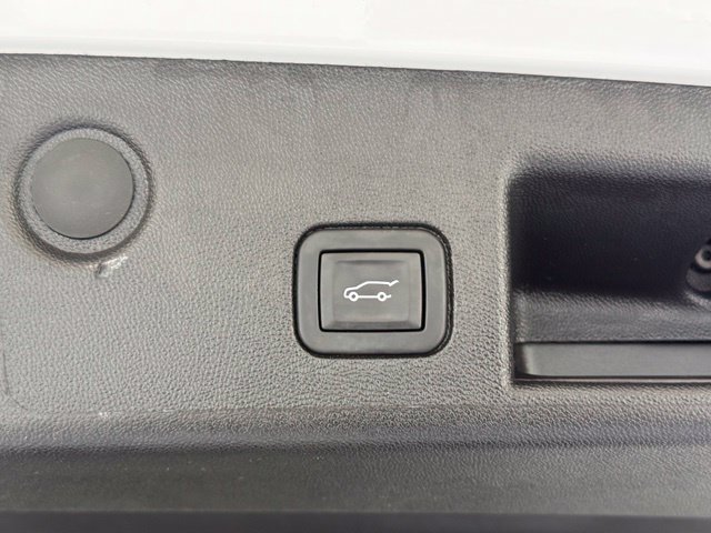 Used 2024 Chevrolet Equinox LT FWD image 5
