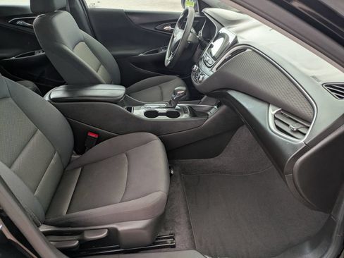 Used 2025 Chevrolet Malibu LT FWD image 26