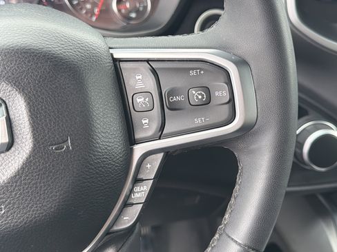 Used 2025 RAM 1500 Big Horn AWD/4WD image 19