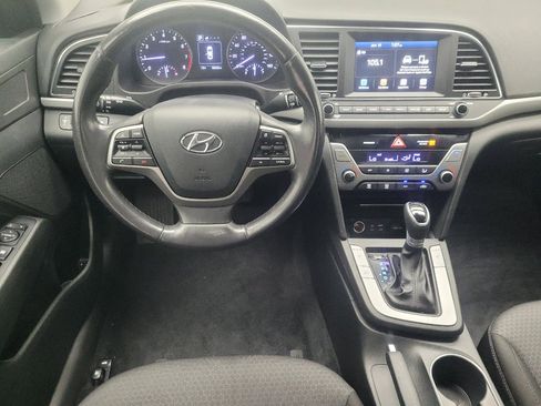 Used 2018 Hyundai Elantra Value Edition FWD image 22