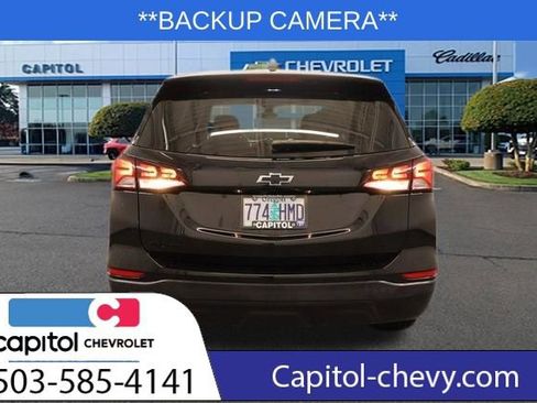 Used 2023 Chevrolet Equinox LS w/ LS Convenience Package AWD/4WD image 4