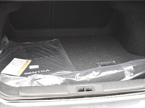 New 2025 Nissan Sentra SR w/ SR Premium Package image 20