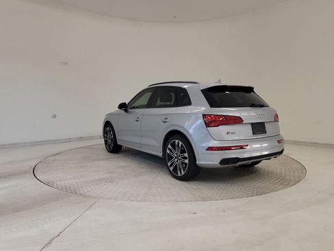 Used 2020 Audi SQ5 Premium Plus w/ Premium Plus Package AWD/4WD image 3