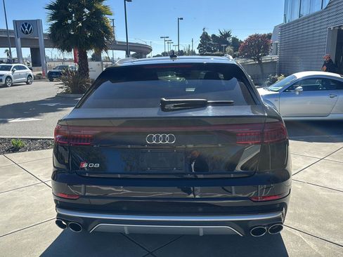 Used 2022 Audi SQ8 Prestige image 7