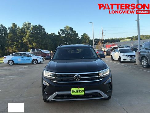 Used 2023 Volkswagen Atlas SE FWD image 2