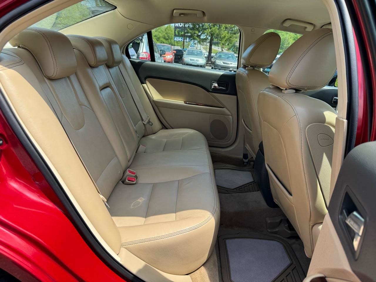 Used 2010 Ford Fusion SEL FWD image 15