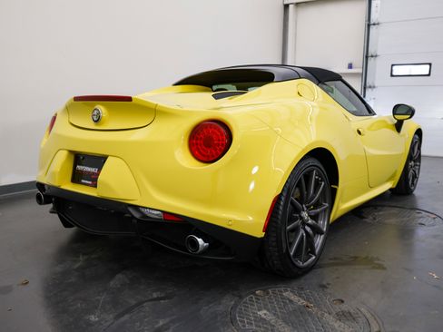 Used 2015 Alfa Romeo 4C Spider w/ Spider Track Package 2 RWD image 3