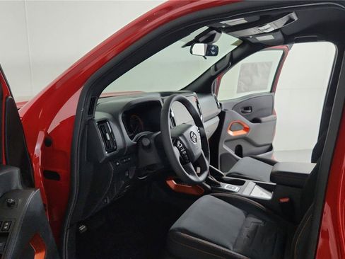 Certified 2026 Nissan Frontier PRO-4X w/ Pro-4x Convenience Package AWD/4WD image 8