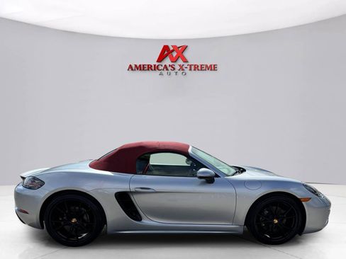 Used 2018 Porsche 718 Boxster RWD image 6