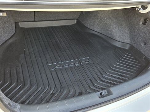 Used 2017 Honda Accord Sport image 13