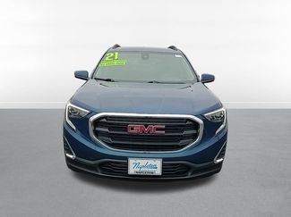 Used 2021 GMC Terrain SLE w/ Driver Convenience Package video 2