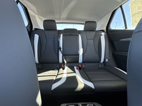 New 2025 Buick Envision Sport Touring image 13