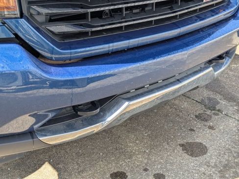 Used 2018 Chevrolet Silverado 1500 LT w/ All Star Edition image 11