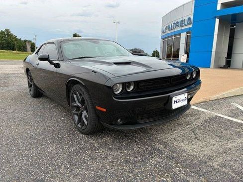 Used 2023 Dodge Challenger SXT w/ Blacktop Package RWD image 4