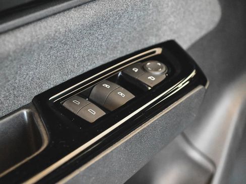Used 2024 Honda Prologue EX image 9