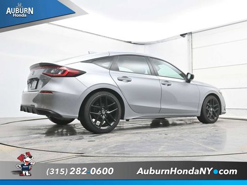 Used 2022 Honda Civic Sport image 22