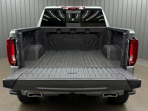Used 2026 GMC Sierra 1500 Denali Ultimate AWD/4WD image 17