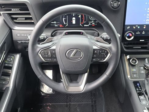 Used 2024 Lexus GX 550 w/ Accessory Package (Z1) image 25